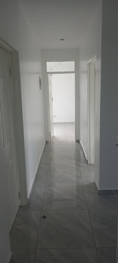 The tiled passage